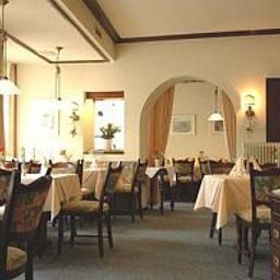 Breakfast room within restaurant Schokoladengießer Pfälzer Hof