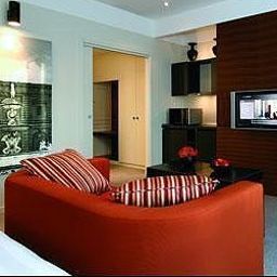 Zimmer Milan Suite