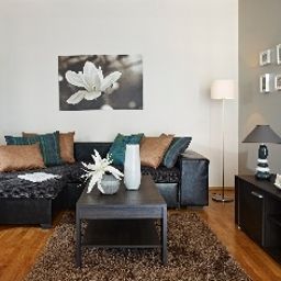  7Seasons Apartments