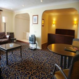 Suite Farm House