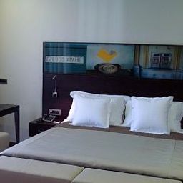 Room TOWNHOUSE 27