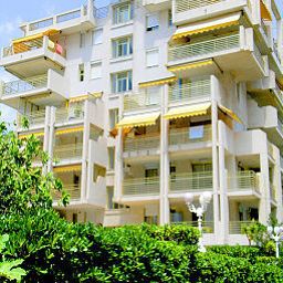 Exterior view Novelty Apartments Fotos