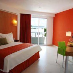 Room Ramada Cancun City