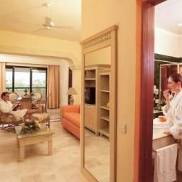 Suite Grand Palladium Colonial Resort & Spa Fotos