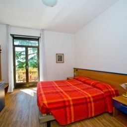 Camera ALLA CROCE Fotos