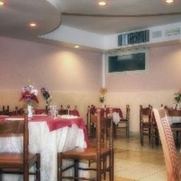 Sala de desayuno Ave Fotos
