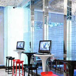 Bar Yun's Paradise WALTZ Boutique