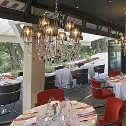 Фасад Sandton Domaine Cocagne