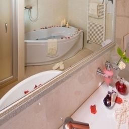 Cuarto de baño Baia del Mar Suite Hotel