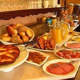 Sala de desayuno en el restaurante Casa Roman Bed & Breakfast Fotos