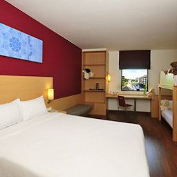 Номер ibis Bangkok Riverside