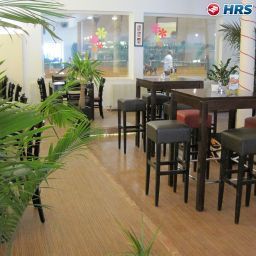 Hall Tom Tom's Sporthotel und Restaurant