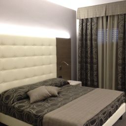 Vue extérieure Europa Hotel & Motel Fotos
