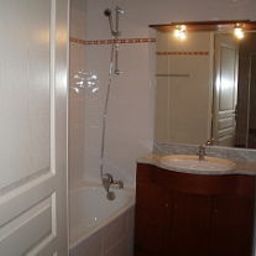 Salle de bains Odalys Residence Iratzia