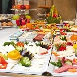 Buffet Emerald Fotos
