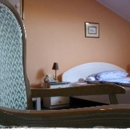 Room Aurora