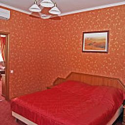 Suite Lomonosov