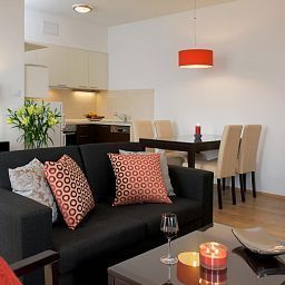  Fraser Residence
