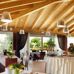 Breakfast room within restaurant Villa Annamaria Relais Fotos