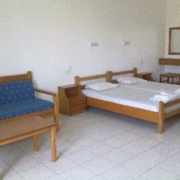 Zimmer mit Terrasse Irilena apartments