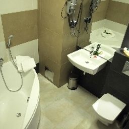  Niepołomice Fotos