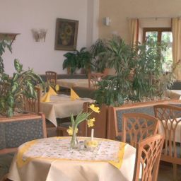Salle du petit-déjeuner Adler Gasthof