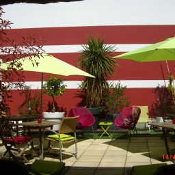 Côté Patio Citotel Ним