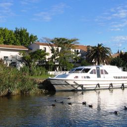 Canal Aigues Mortes Aigues-Mortes