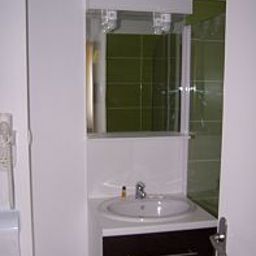 Łazienka All Suites Appart Hôtel Pau