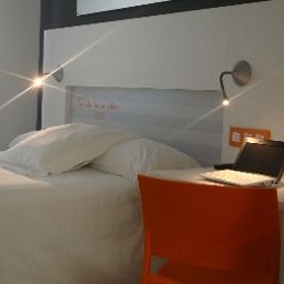 Room Bed4U