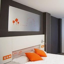 Room Bed4U