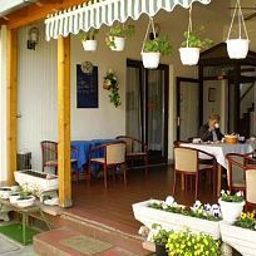 Salle du petit-déjeuner située dans le restaurant Palota