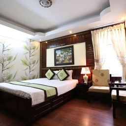  The Jasmine Hotel