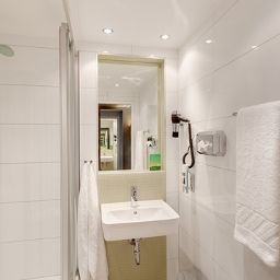 Badezimmer Meininger Downtown Franz