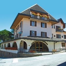 Exterior view Alpino Hotel Ristorante