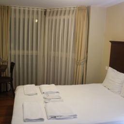  Mono Suites Hotel