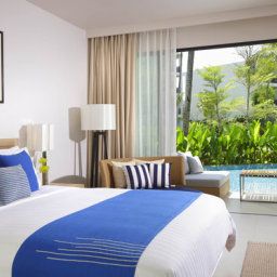 Camera Holiday Inn Resort PHUKET MAI KHAO BEACH RESORT