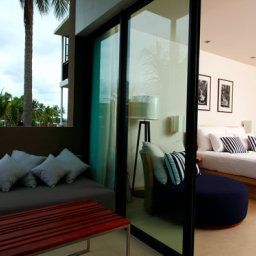 Camera Holiday Inn Resort PHUKET MAI KHAO BEACH RESORT