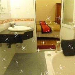Camera da bagno Hanoi Rose Hotel