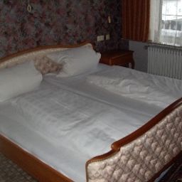 Zimmer mit Terrasse Rössle