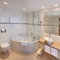 Bathroom Sunstar Hotel Beau-Site Saas-Fee