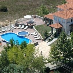 Exterior view Zeus