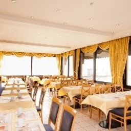 Frühstücksraum im Restaurant Traube Rüdesheim
