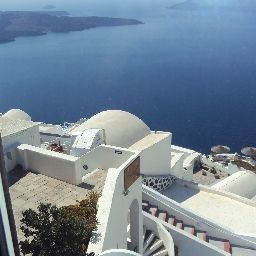 Yiannis Roussos Villa Thira