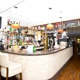 Bar Macy's