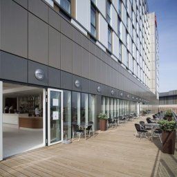 Vista exterior Holiday Inn LONDON - STRATFORD CITY