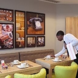 Sala colazione Park & Suites Elégance Rosny sous Bois Residence de Tourisme