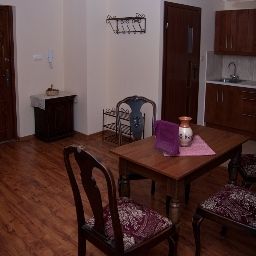  Flower Hostel