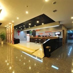 Vue extérieure Log Hotel Dongshan - Yichang Fotos