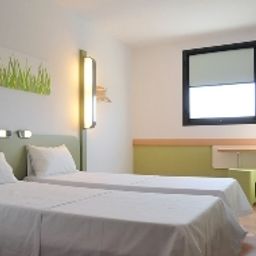 Ibis Budget Costa Brava Гирона